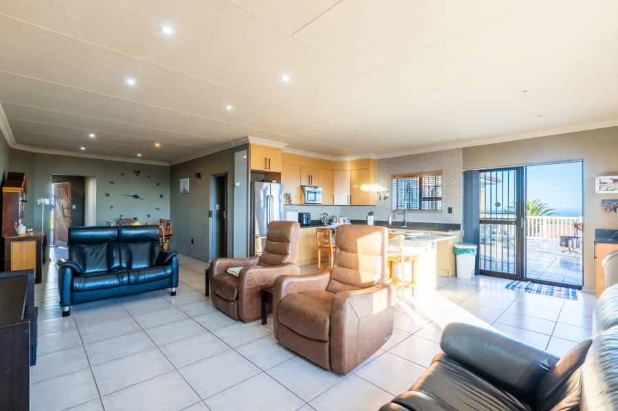 4 Bedroom Property for Sale in Dana Bay Western Cape